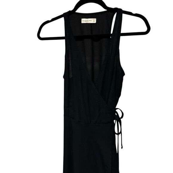 Abercrombie & Fitch Black Wrap Asymmetrical Tie Waist  Maxi Dress - Picture 4 of 13
